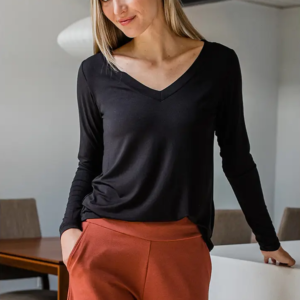 jill v neck long sleeved bamboo top